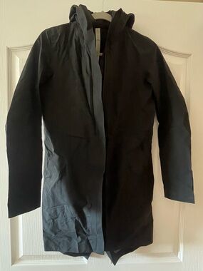 Lululemon Black Rain/All Weather Jacket Sz 2